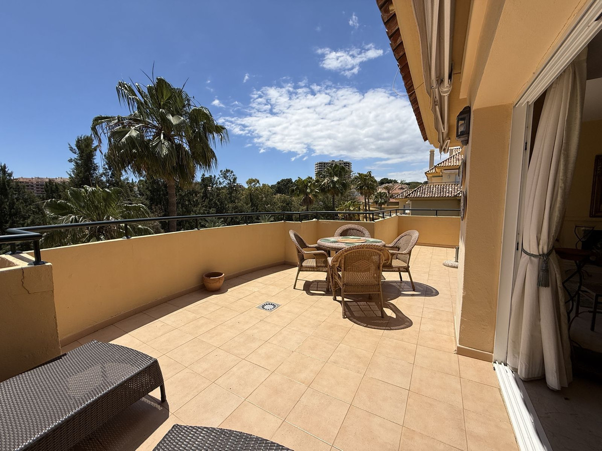 3 Bed Apartment for sale in Río Real Costa Del Sol, Málaga, Spain