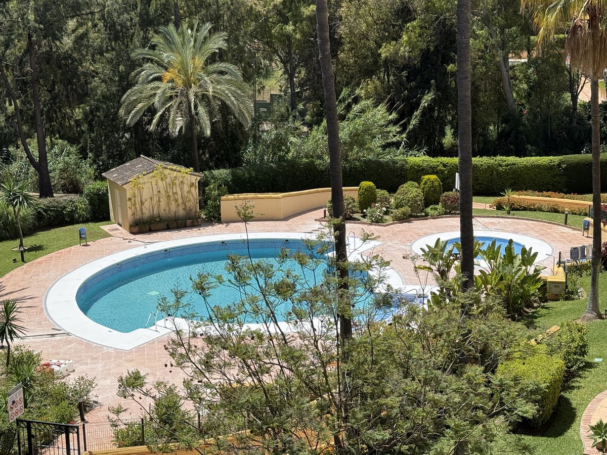 3 Bed Apartment for sale in Río Real Costa Del Sol, Málaga, Spain