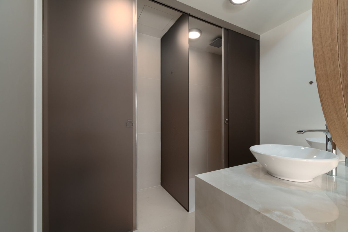 2 Bed Apartment for sale in Fuengirola Costa Del Sol, Málaga, Spain