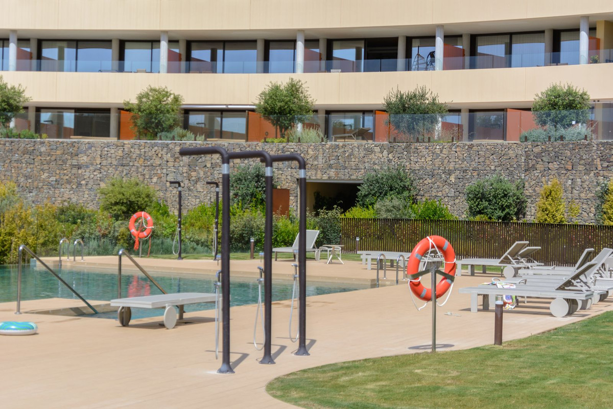 2 Bed Apartment for sale in Fuengirola Costa Del Sol, Málaga, Spain