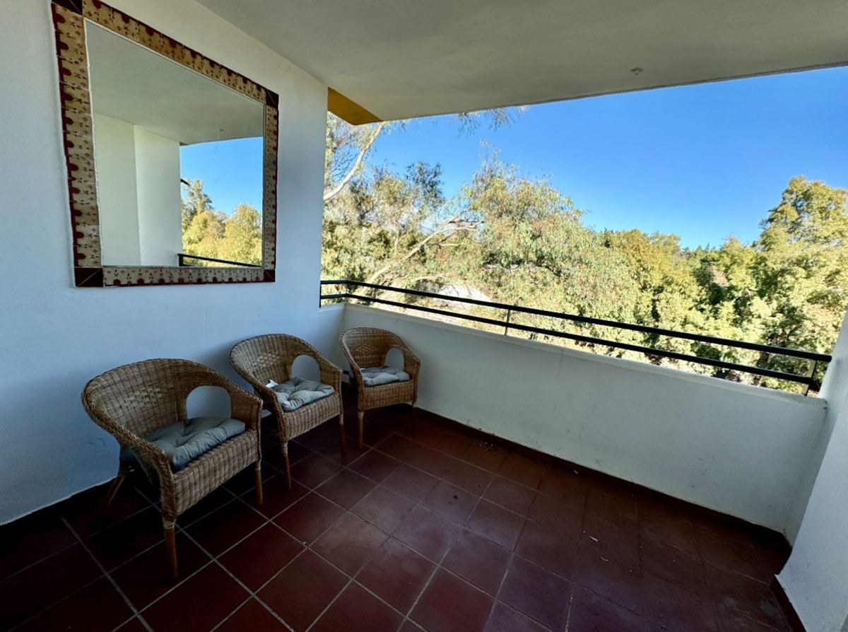 3 Bed Apartment for sale in Guadalmina Baja Costa Del Sol, Málaga, Spain