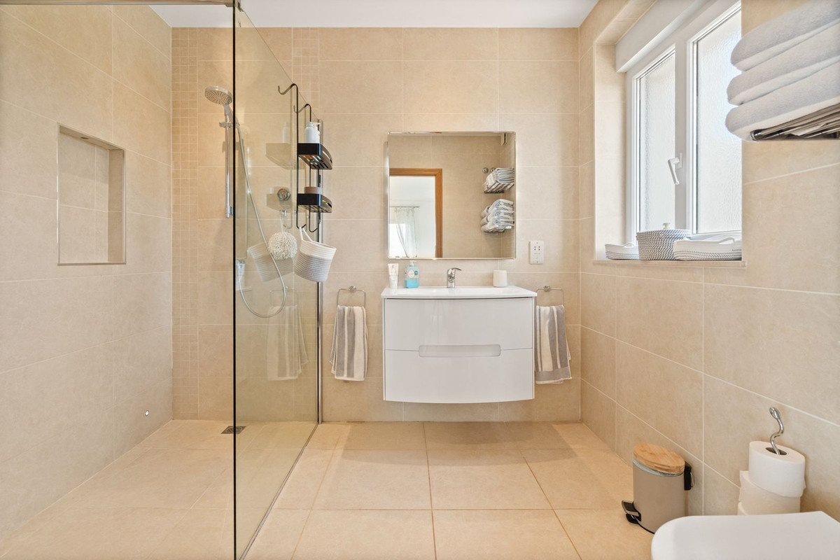 4 Bed Townhouse for sale in Alhaurín El Grande Costa Del Sol, Málaga, Spain