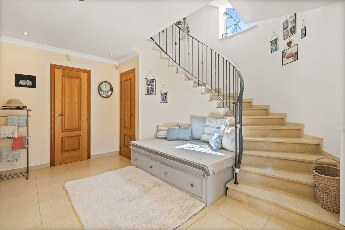 4 Bed Townhouse for sale in Alhaurín El Grande Costa Del Sol, Málaga, Spain