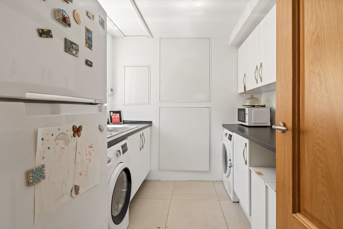 4 Bed Townhouse for sale in Alhaurín El Grande Costa Del Sol, Málaga, Spain