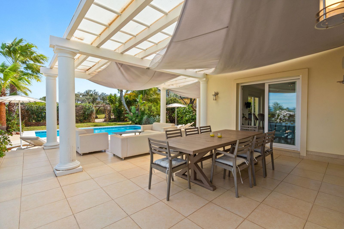 4 Bed Townhouse for sale in Alhaurín El Grande Costa Del Sol, Málaga, Spain