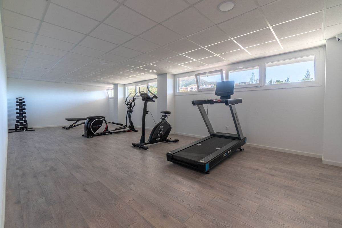 Se vende Apartamento Planta Media de 3 dormitorios en Costa Del Sol, Málaga, España