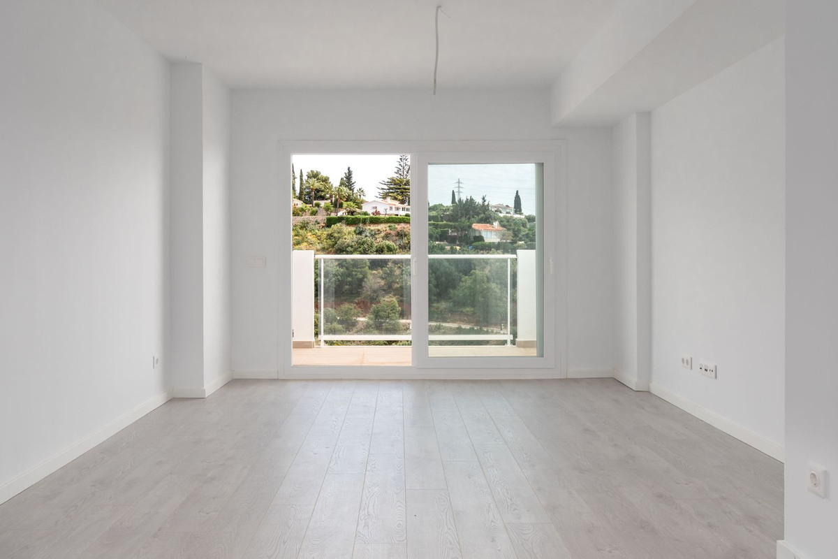 Se vende Apartamento Planta Media de 3 dormitorios en Costa Del Sol, Málaga, España