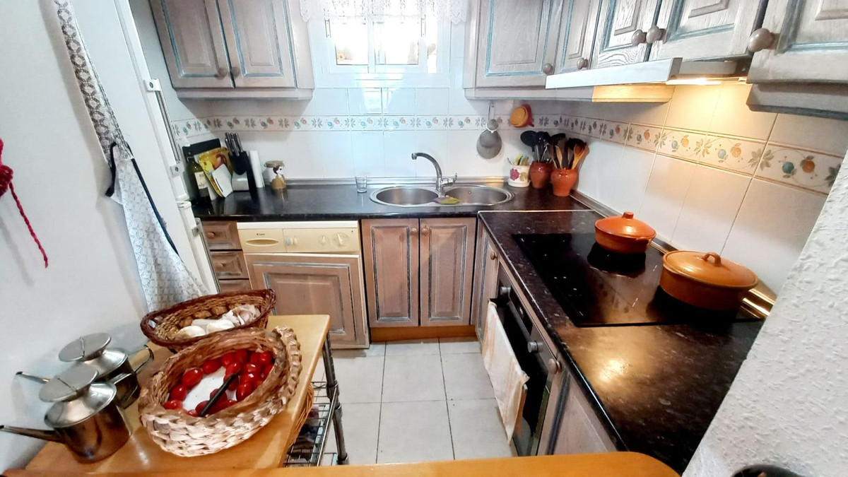 Se vende Apartamento en Planta Última de 1 dormitorios en Costa Del Sol, Málaga, España