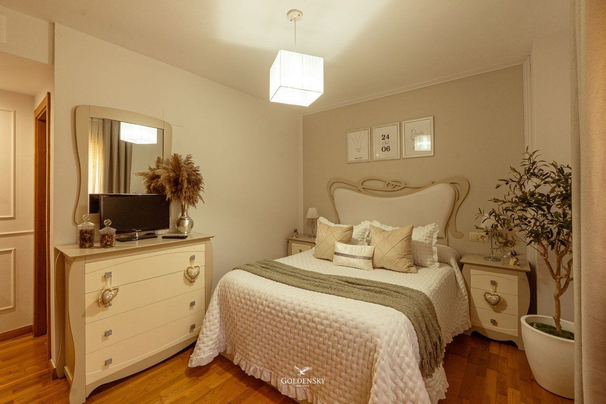 Se vende Apartamento Planta Baja de 3 dormitorios en Costa Del Sol, Málaga, España