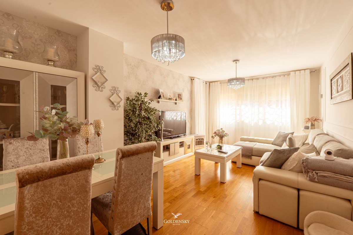 Se vende Apartamento Planta Baja de 3 dormitorios en Costa Del Sol, Málaga, España