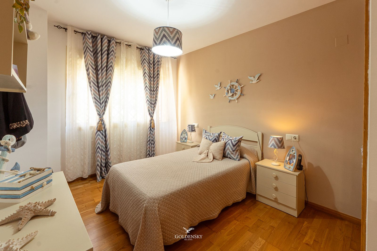 Se vende Apartamento Planta Baja de 3 dormitorios en Costa Del Sol, Málaga, España