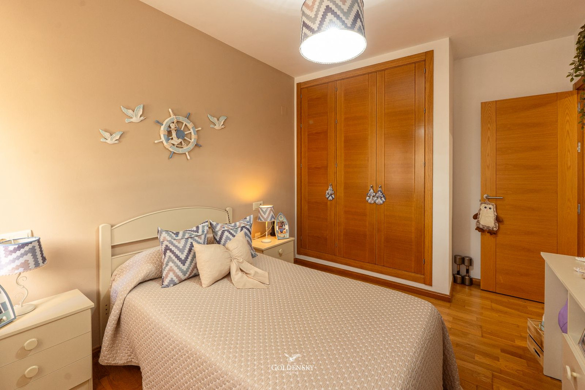 Se vende Apartamento Planta Baja de 3 dormitorios en Costa Del Sol, Málaga, España