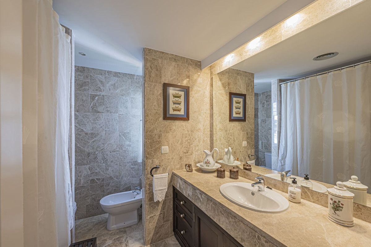 3 Bed Apartment for sale in Nueva Andalucía Costa Del Sol, Málaga, Spain