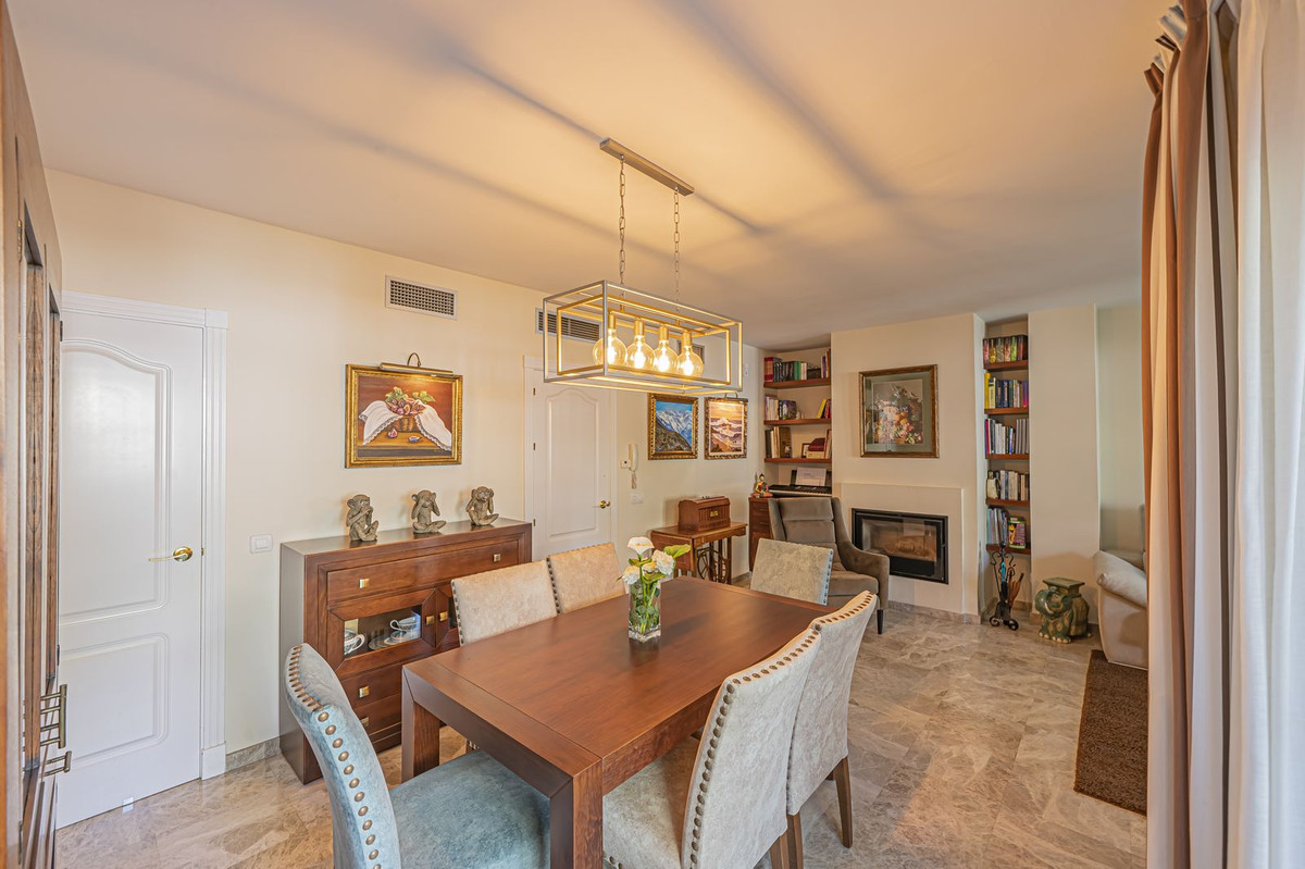 3 Bed Apartment for sale in Nueva Andalucía Costa Del Sol, Málaga, Spain