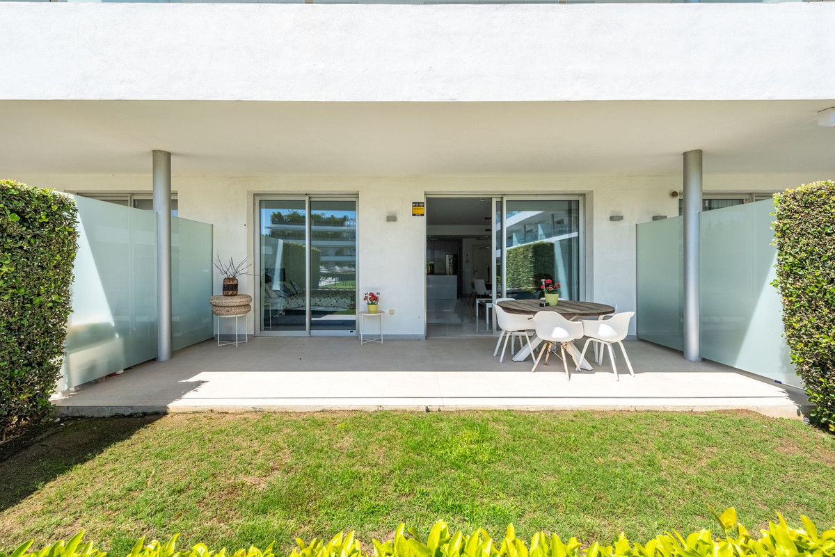 Se vende Apartamento Planta Baja de 3 dormitorios en Costa Del Sol, Málaga, España