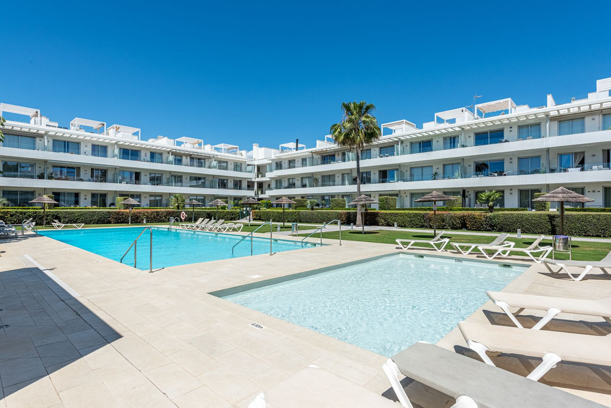 Se vende Apartamento Planta Baja de 3 dormitorios en Costa Del Sol, Málaga, España
