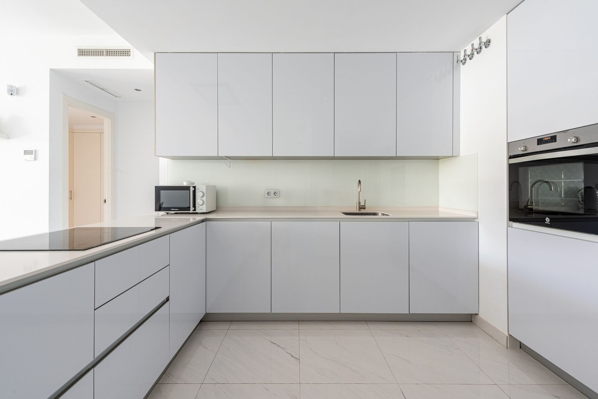 Se vende Apartamento Planta Baja de 3 dormitorios en Costa Del Sol, Málaga, España