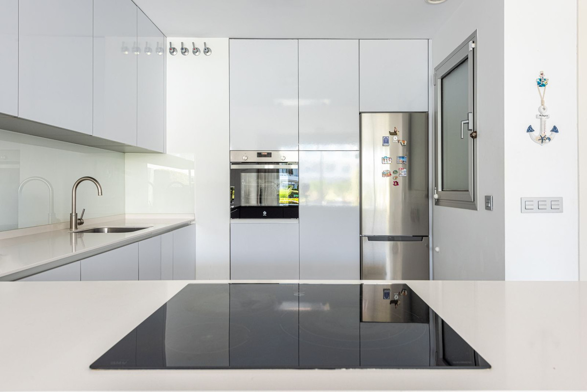 Se vende Apartamento Planta Baja de 3 dormitorios en Costa Del Sol, Málaga, España