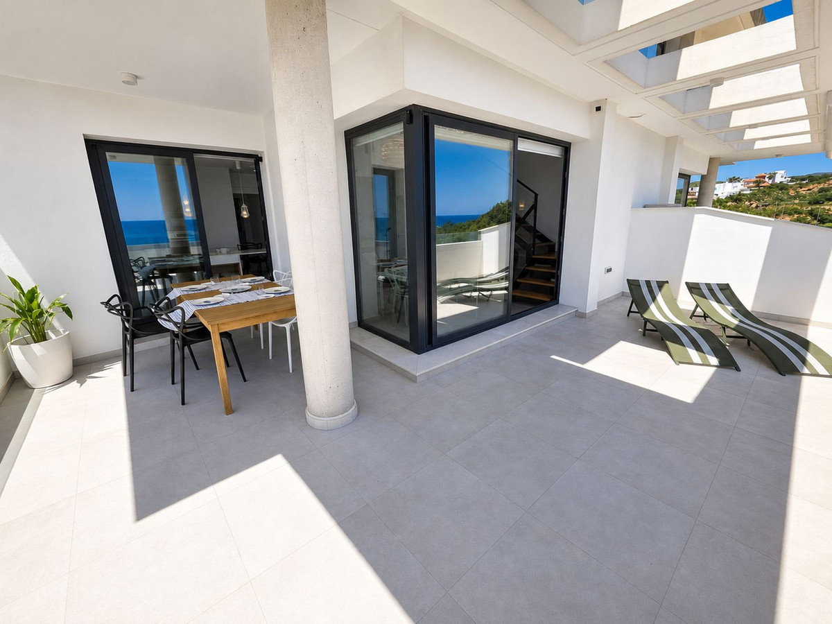 Se vende Ático Dúplex de 3 dormitorios en Costa Del Sol, Cadiz, España