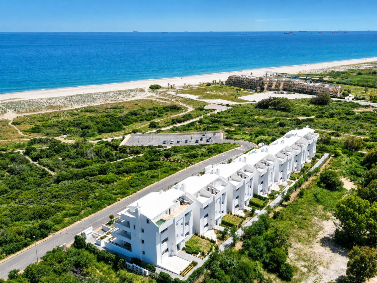 Se vende Ático Dúplex de 3 dormitorios en Costa Del Sol, Cadiz, España