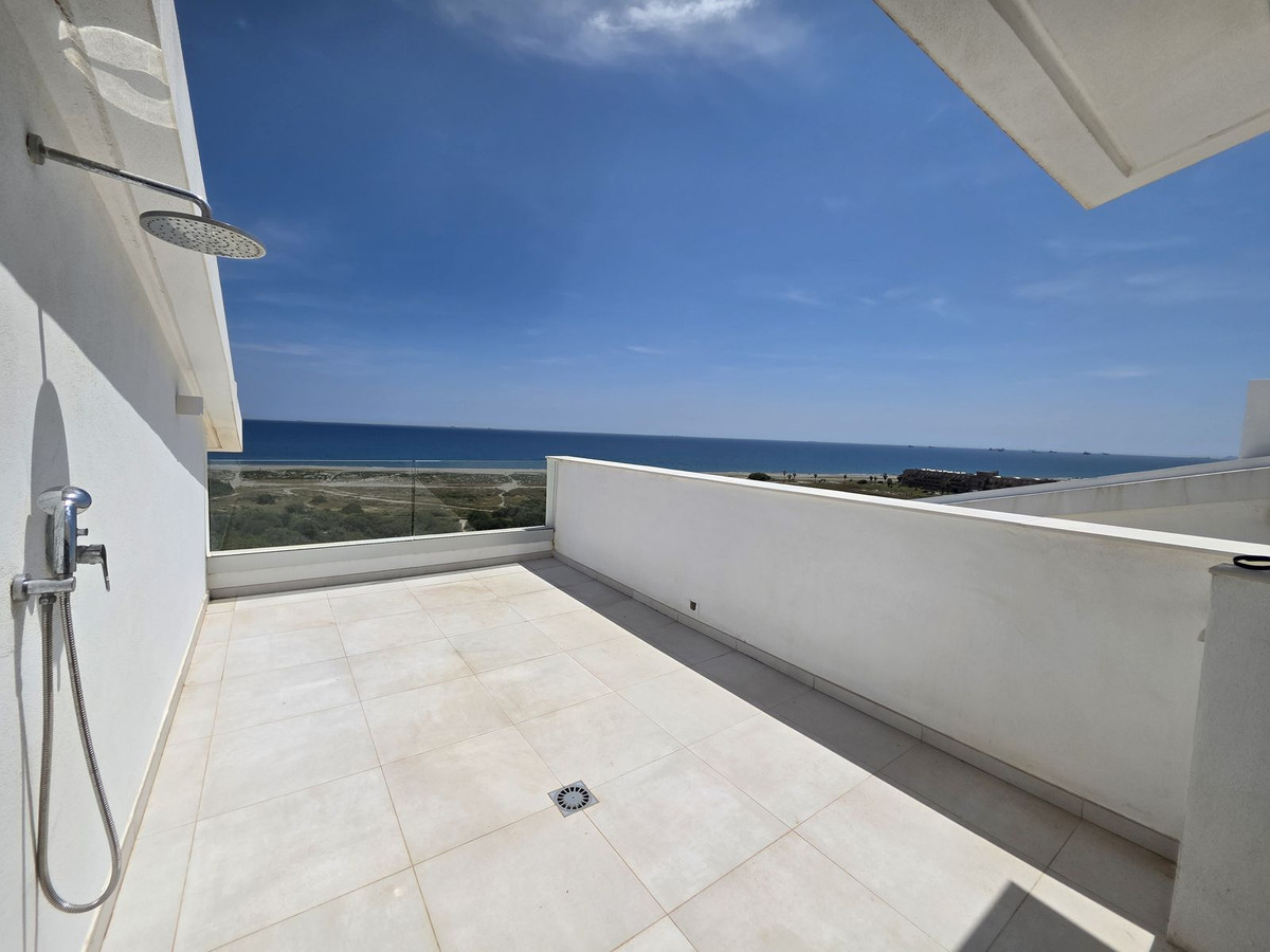 Se vende Ático Dúplex de 3 dormitorios en Costa Del Sol, Cadiz, España