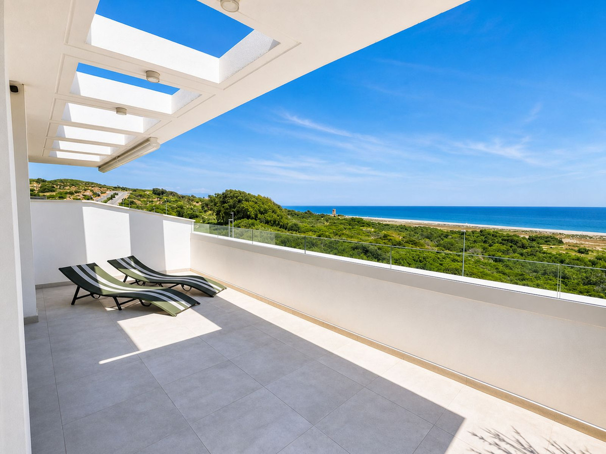 Se vende Ático Dúplex de 3 dormitorios en Costa Del Sol, Cadiz, España
