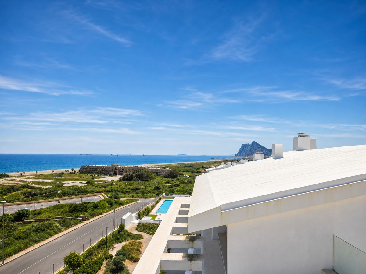 Se vende Ático Dúplex de 3 dormitorios en Costa Del Sol, Cadiz, España