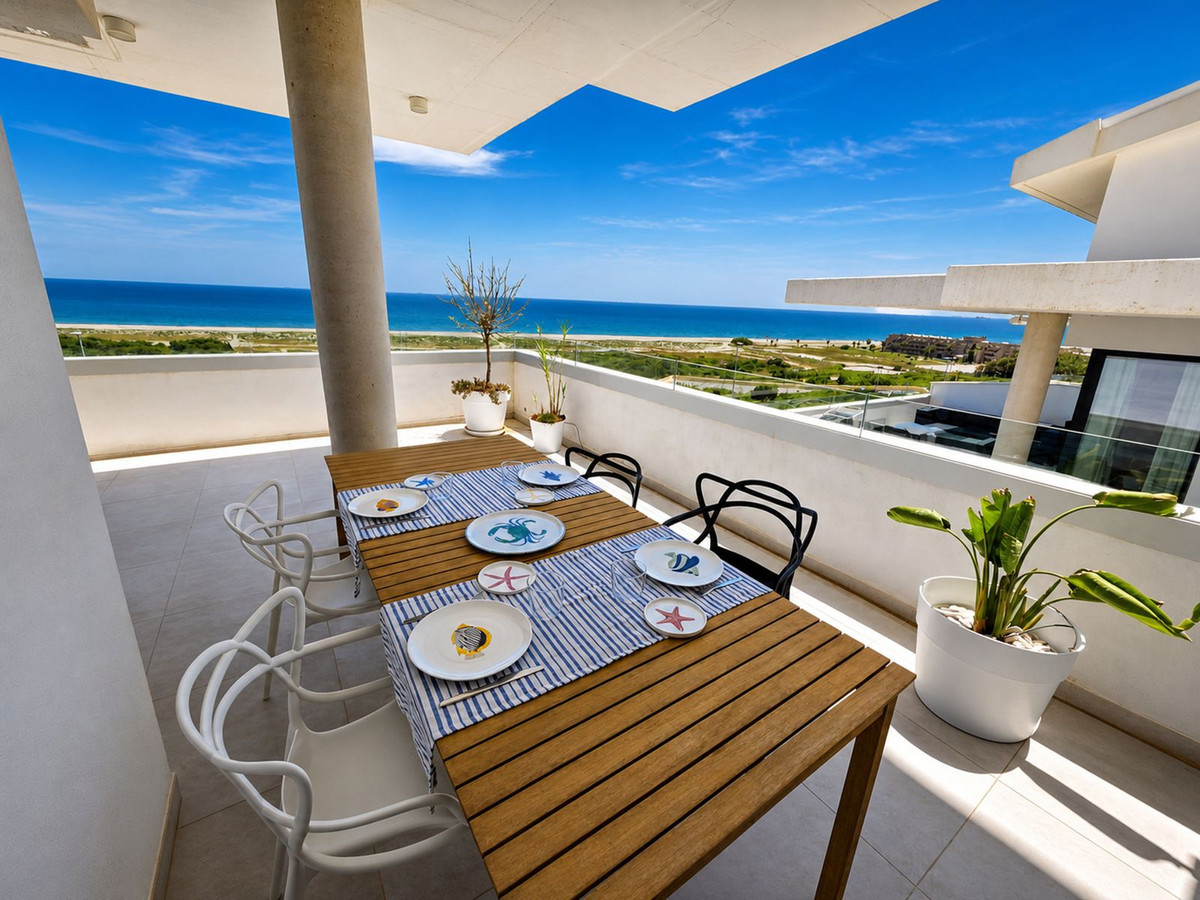Se vende Ático Dúplex de 3 dormitorios en Costa Del Sol, Cadiz, España