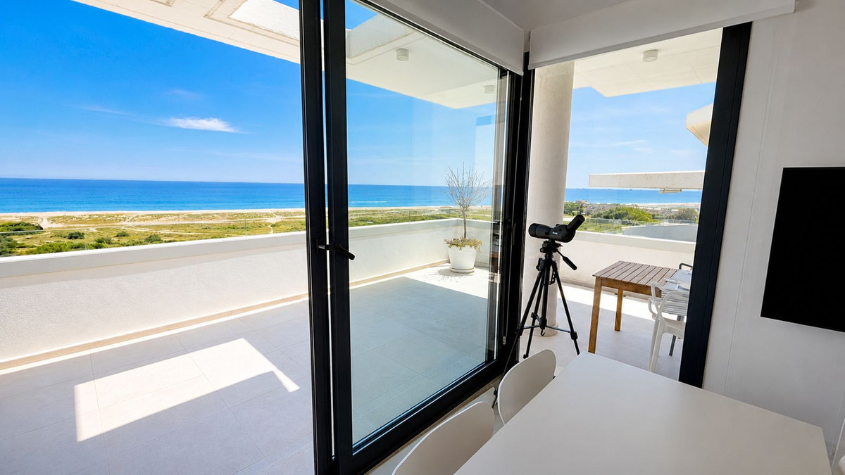 Se vende Ático Dúplex de 3 dormitorios en Costa Del Sol, Cadiz, España