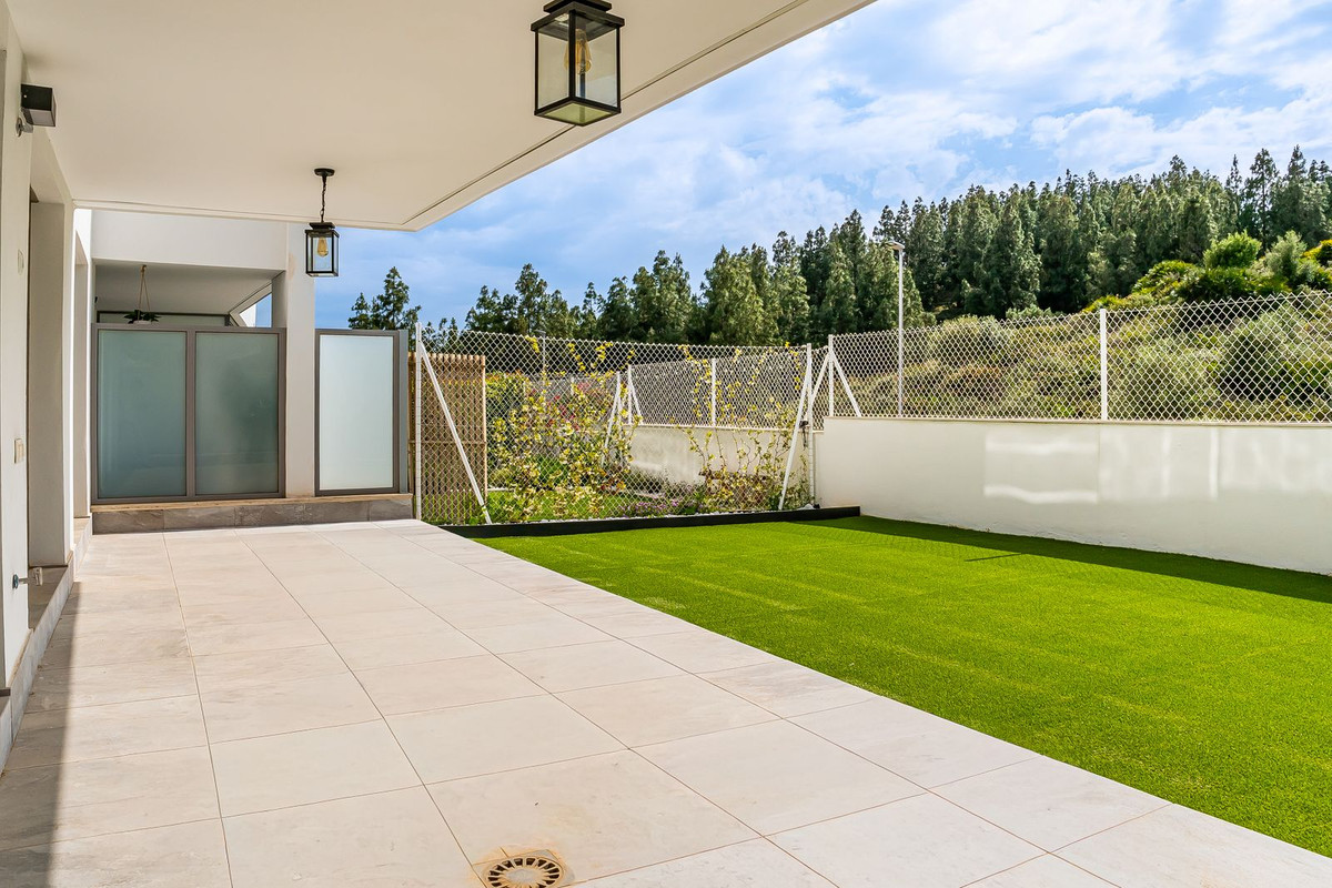 2 Bed Apartment for sale in Mijas Costa Costa Del Sol, Málaga, Spain