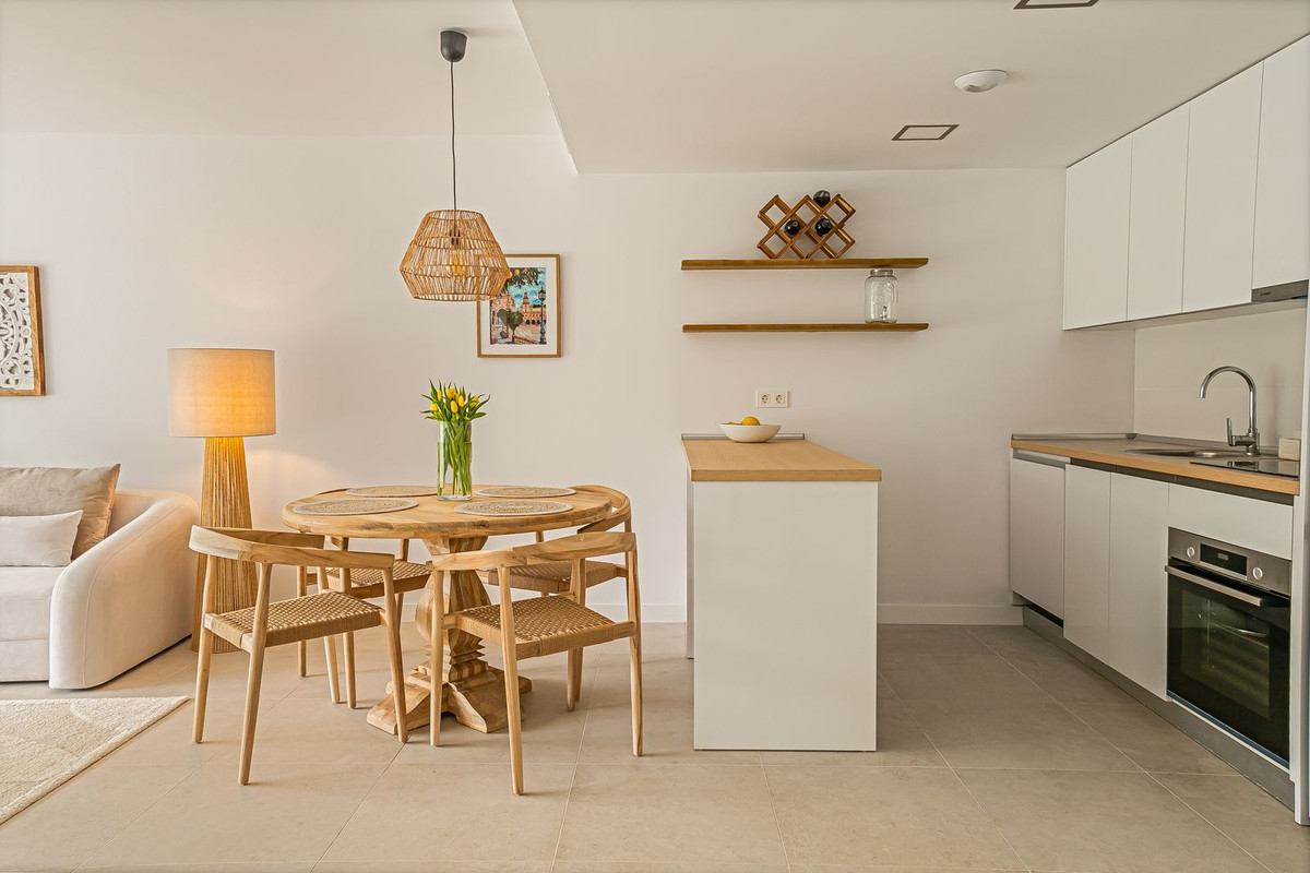 2 Bed Apartment for sale in Mijas Costa Costa Del Sol, Málaga, Spain
