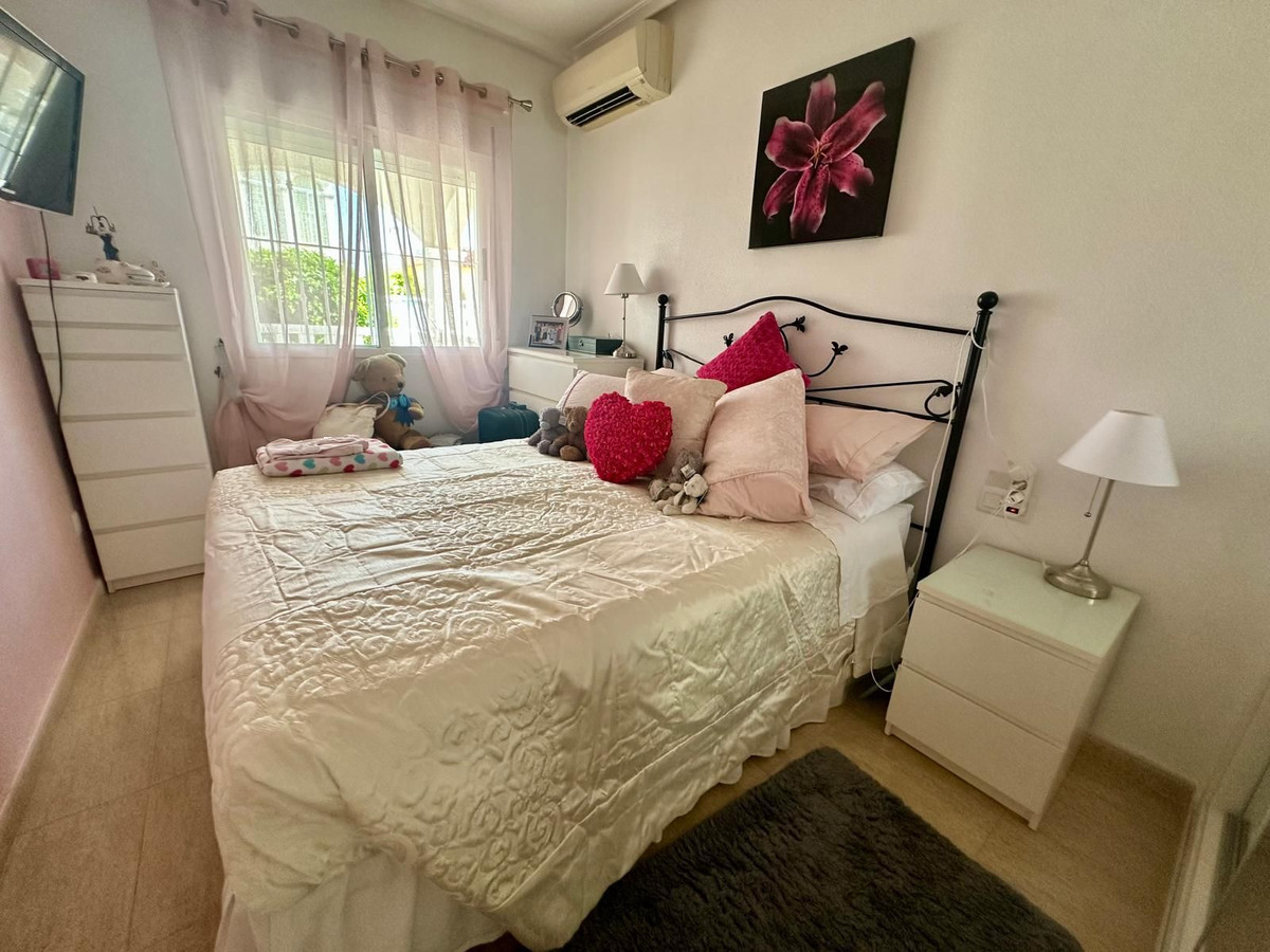 2 Bed Townhouse for sale in Algorfa Costa Blanca, Alicante, Spain