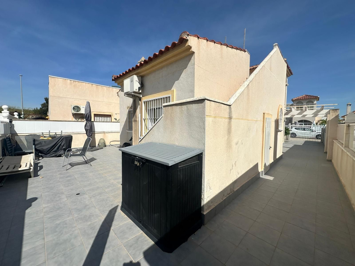 2 Bed Townhouse for sale in Algorfa Costa Blanca, Alicante, Spain