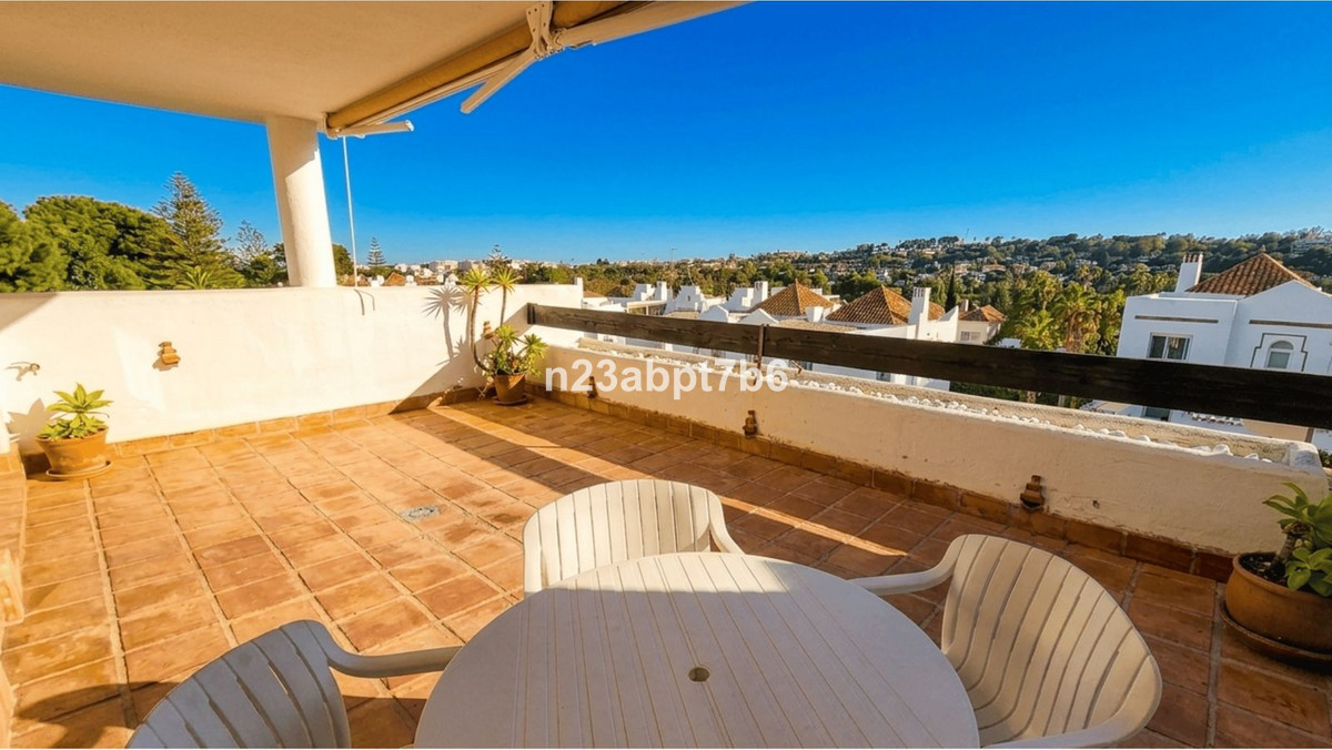 2 Bed Apartment for sale in Nueva Andalucía Costa Del Sol, Málaga, Spain