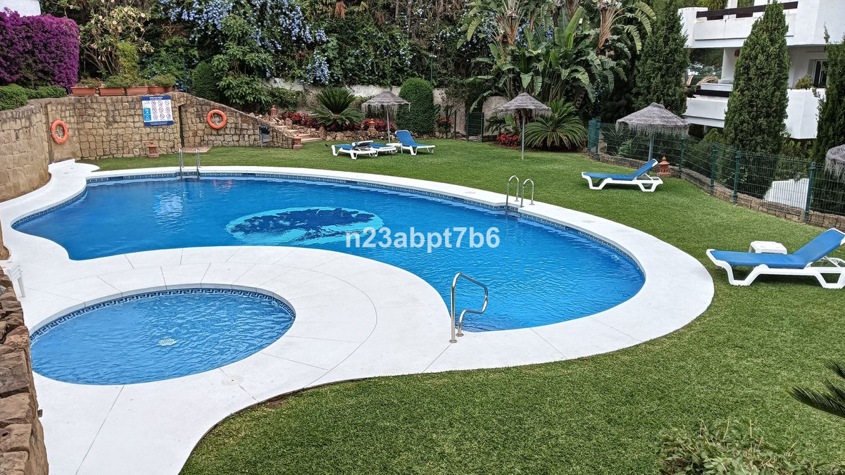 2 Bed Apartment for sale in Nueva Andalucía Costa Del Sol, Málaga, Spain