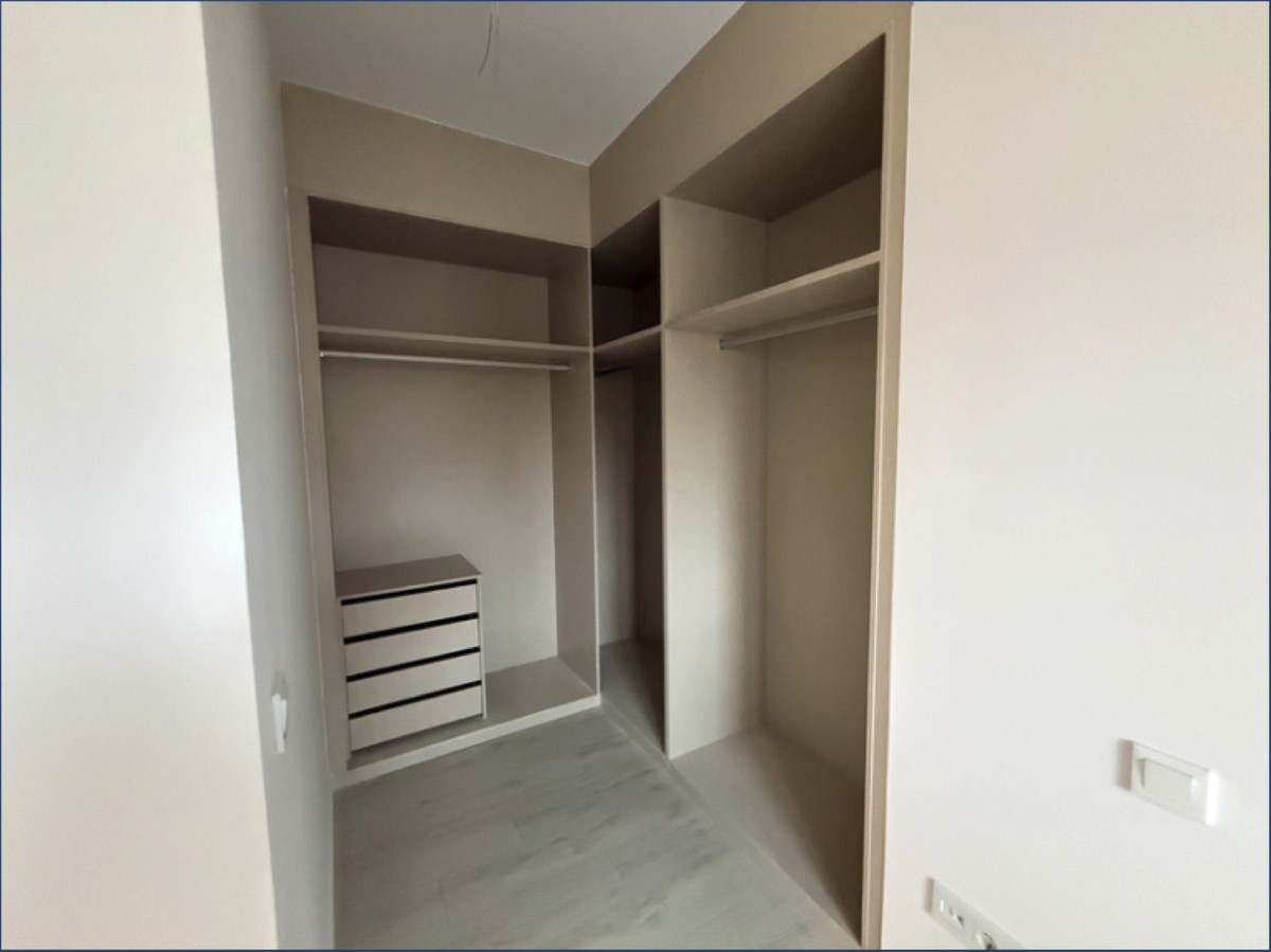 3 Bed Apartment for sale in Estepona Costa Del Sol, Málaga, Spain