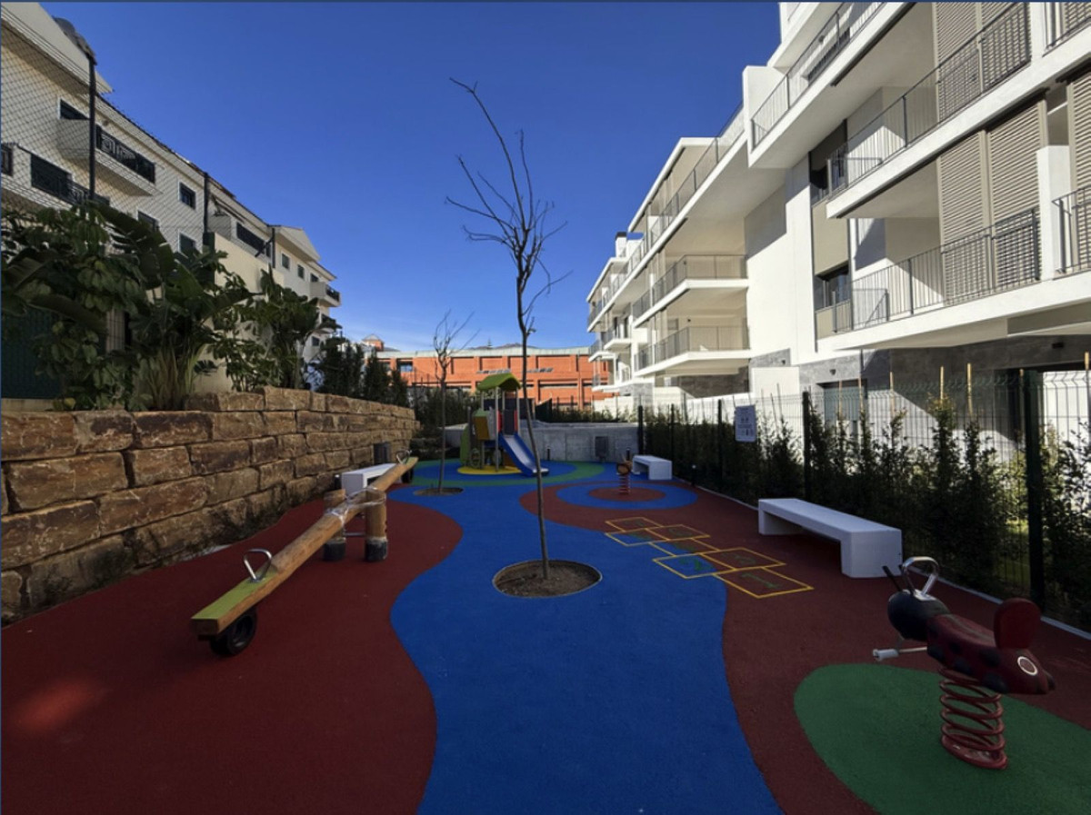 3 Bed Apartment for sale in Estepona Costa Del Sol, Málaga, Spain