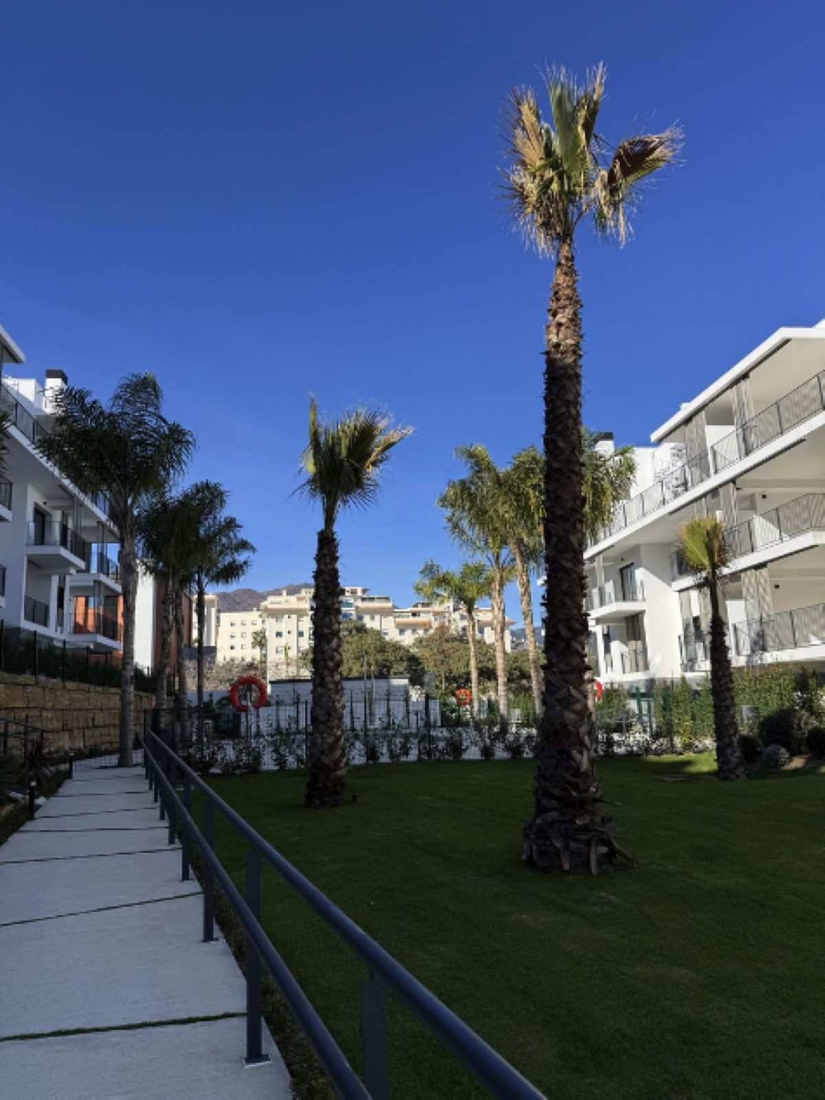 3 Bed Apartment for sale in Estepona Costa Del Sol, Málaga, Spain