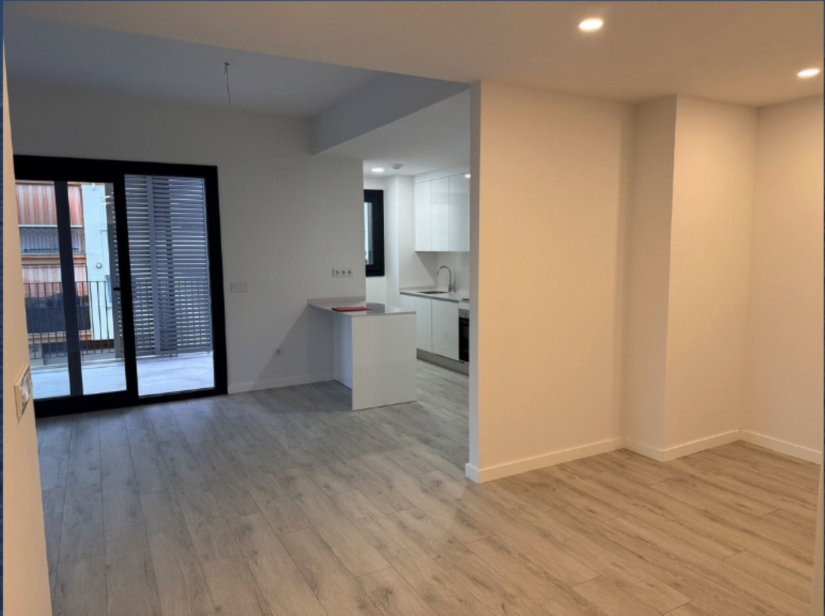 3 Bed Apartment for sale in Estepona Costa Del Sol, Málaga, Spain