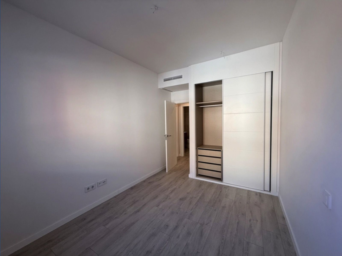 2 Bed Apartment for sale in Estepona Costa Del Sol, Málaga, Spain
