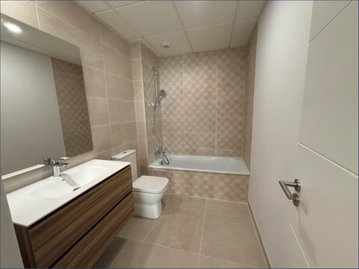 2 Bed Apartment for sale in Estepona Costa Del Sol, Málaga, Spain