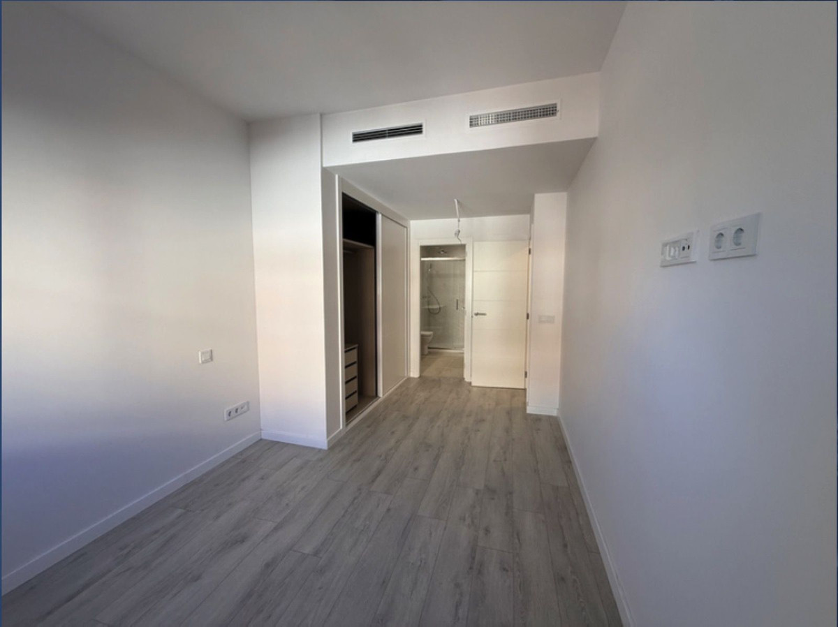 2 Bed Apartment for sale in Estepona Costa Del Sol, Málaga, Spain