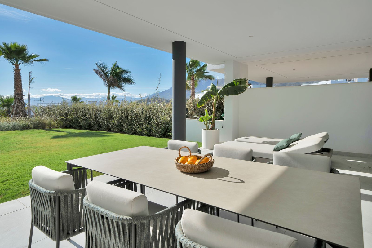 Se vende Apartamento Planta Baja de 2 dormitorios en Costa Del Sol, Málaga, España
