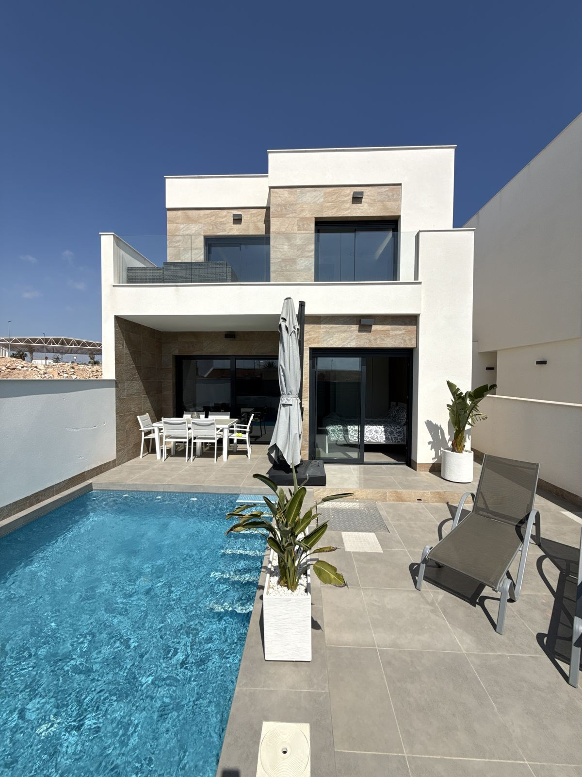 Se vende Villa - Chalet de 3 dormitorios en Costa Blanca, Alicante, España