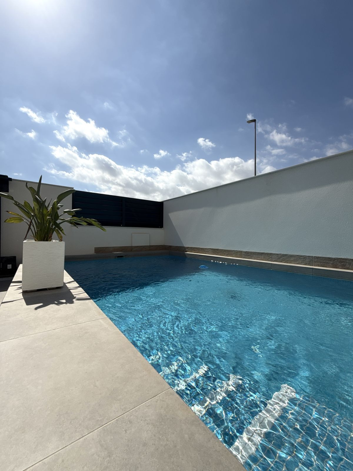 Se vende Villa - Chalet de 3 dormitorios en Costa Blanca, Alicante, España