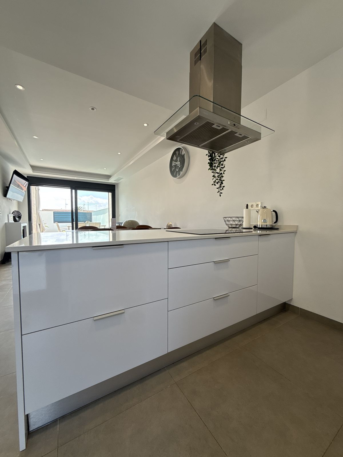 Se vende Villa - Chalet de 3 dormitorios en Costa Blanca, Alicante, España