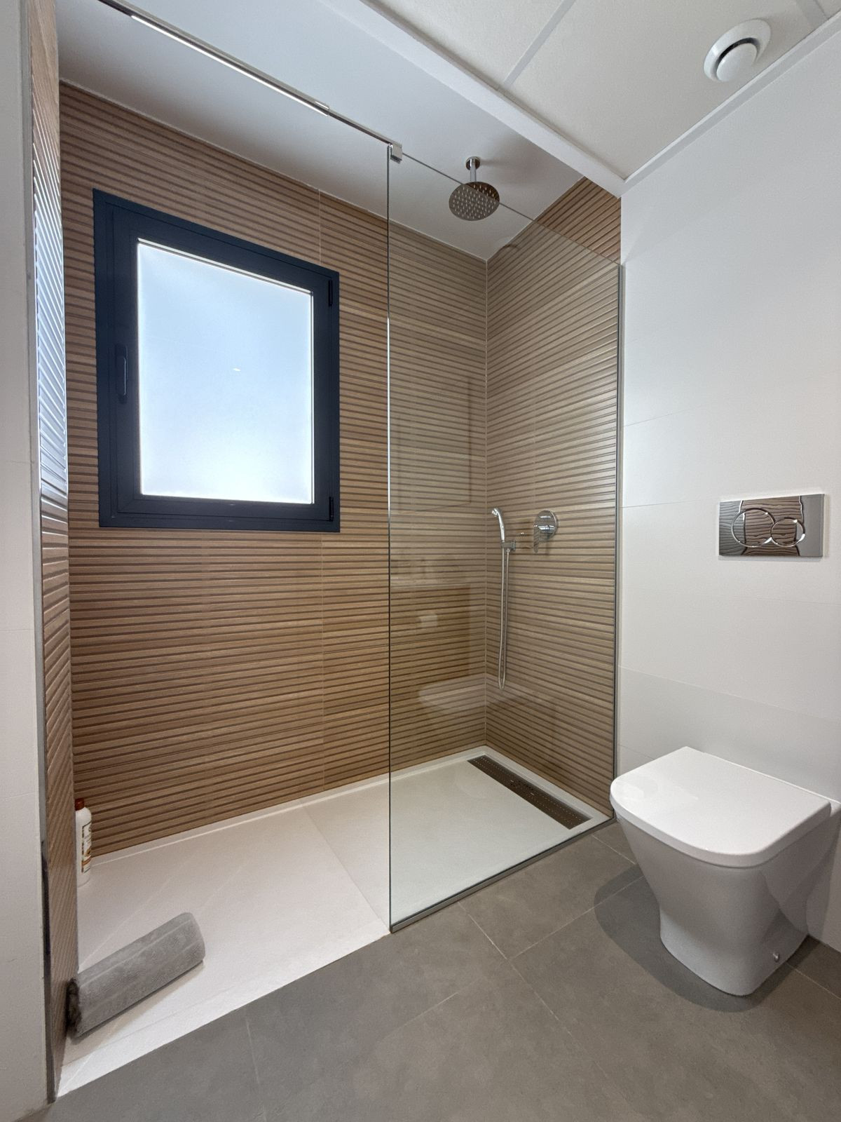 Se vende Villa - Chalet de 3 dormitorios en Costa Blanca, Alicante, España