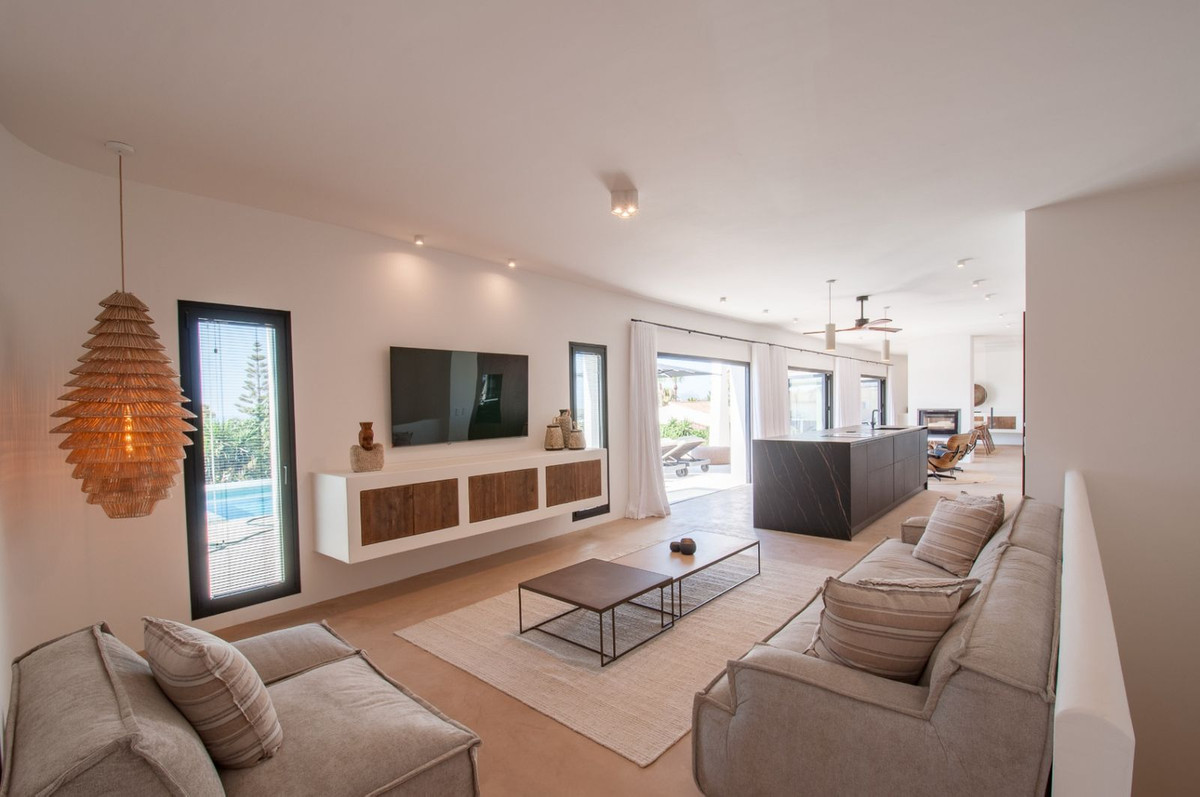 4 Bed Townhouse for sale in Benissa Costa Blanca, Alicante, Spain