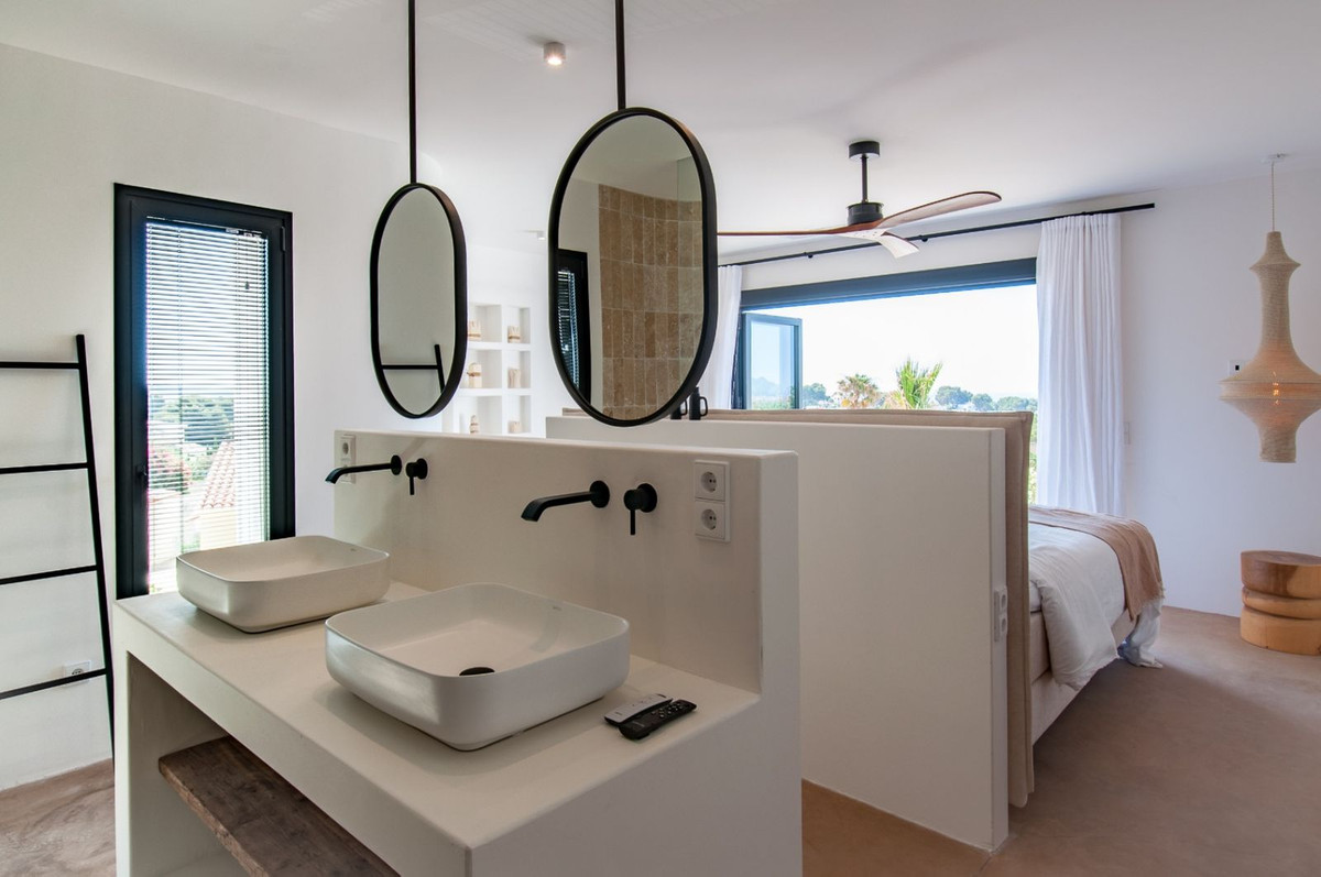 4 Bed Townhouse for sale in Benissa Costa Blanca, Alicante, Spain