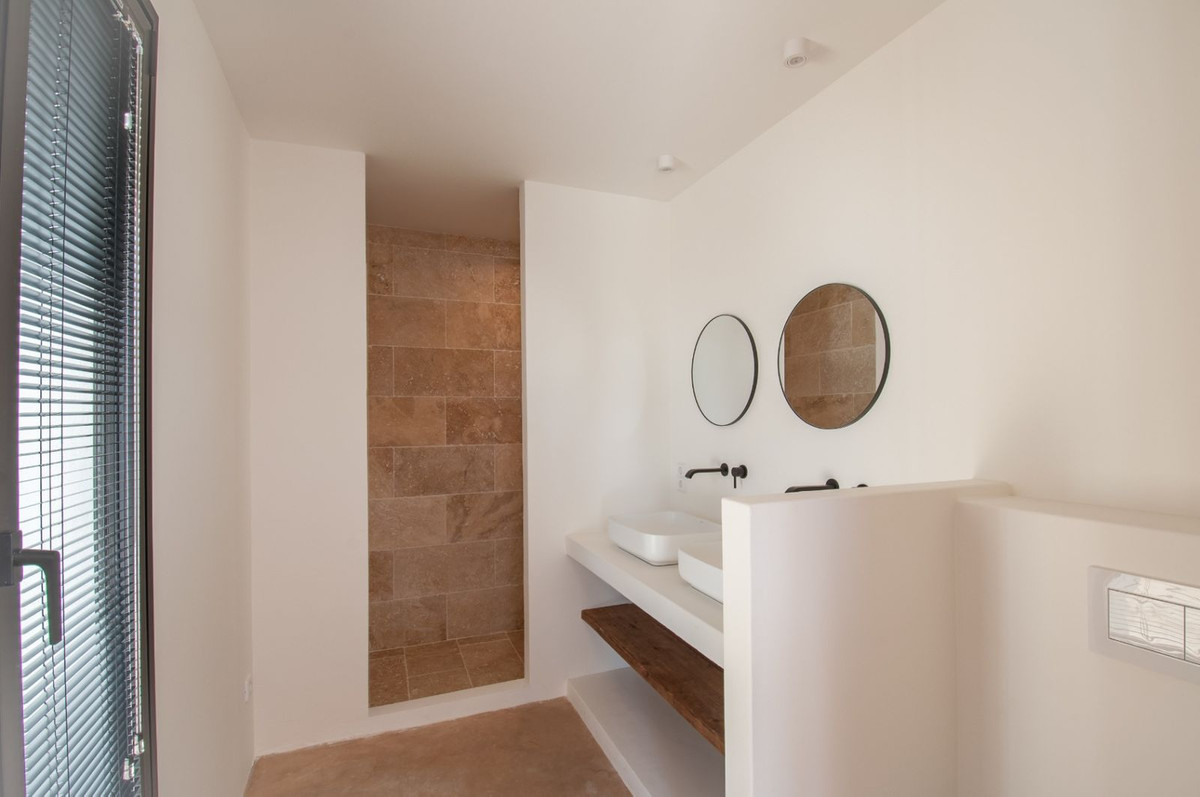 4 Bed Townhouse for sale in Benissa Costa Blanca, Alicante, Spain